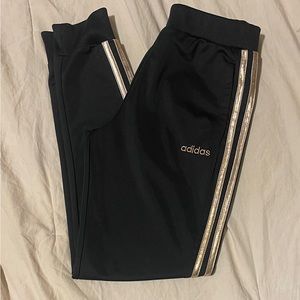Addias Jogger pants with Gold stripe Girls size Large